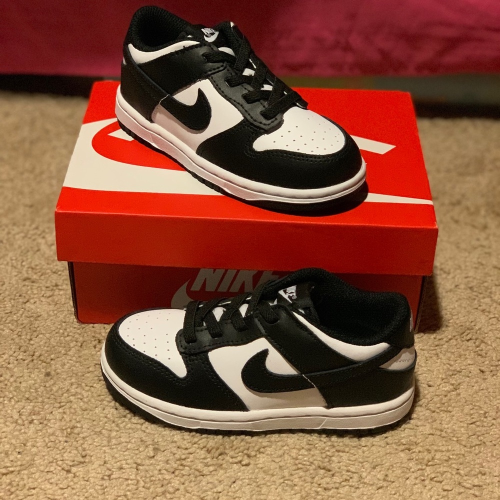 Nike Dunk Low - Panda - 9c